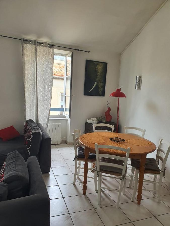 Appart Lumineux Carcassonne Centre Ville エクステリア 写真